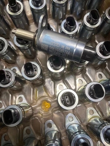 Audi 2.0T VVT VVT OCV değişken valf zamanlaması yüksek kaliteli yağ kontrol vanası 06H103697A 06H103697B 06H103697C - Product Image 4