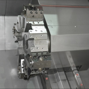Torno CNC de Bancada Inclinada DL32, Máquina CNC de Torno de Bancada Inclinada de Tamaño Mediano de China para Metal con Herramientas Motorizadas - Product Image 4