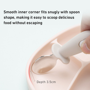 Plaque d'aspiration en silicone personnalisée pour enfants, 3 compartiments avec couvercle panda, vaisselle antidérapante pour bébé - Product Image 4