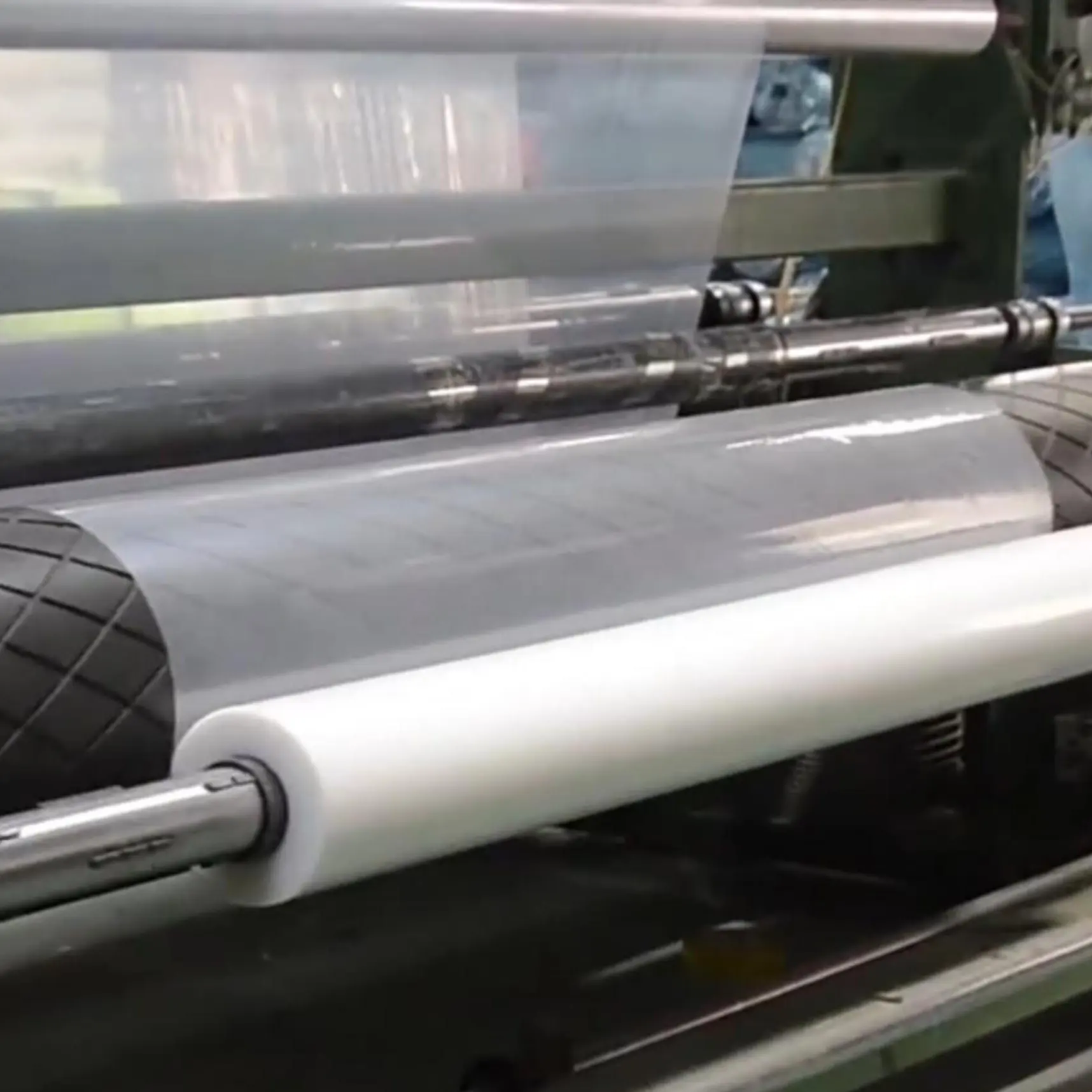 Grote Maat 1-3 Meter Breedte Aangepaste Dikte Transparante Pallet Beschermende Verpakking Film Roll Clear Pe Poly Plastic Film