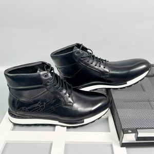 Bottes Chelsea en cuir véritable de style britannique Dreamy Stark, à lacets, bout rond, couleur unie, pour homme, décontractées, avec logo au dos - Product Image 6