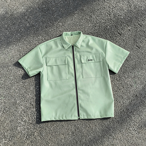 Camisetas casuales de cuero sintético de manga corta con cremallera completa, corte holgado y extragrande, personalizadas para fabricantes de ropa - Product Image 1