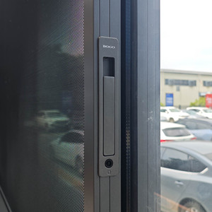 Fenêtres coulissantes modernes Deioux à double vitrage avec cadre en aluminium, porte coulissante en aluminium, prix compétitif direct usine - Product Image 5