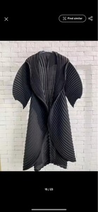 Nouvelle Arrivée Manteau Plissé Miyake Vert Uni Ample Style Japonais pour Femme avec Col Ouvert Trench Long Décontracté - Product Image 5