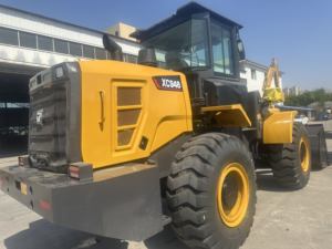 لودر بعجلات 4 طن طراز XC948 بسعر جيد، لودر أمامي صغير مع دلو صخري وإطارات صحراوية للبيع - Product Image 4