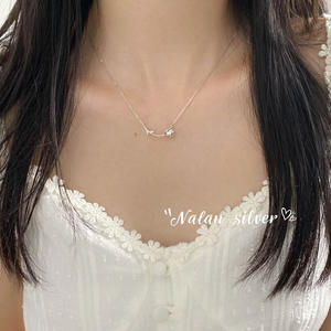 Ensemble de bijoux en argent S925 Wenchi, édition coréenne élégante et simple, avec diamants, fleur à quatre pétales, perle mignonne, décoration de cou, modèle chinois - Product Image 2