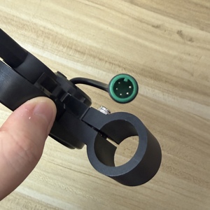 Venta Directa de Fábrica: Acelerador de Dedo con Pantalla LCD para Patinete Eléctrico TF-100, Fácil Instalación - Product Image 3