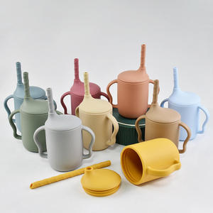 Gobelet bébé en silicone anti-fuite avec paille, pour l'apprentissage de la boisson des tout-petits, pour une alimentation pratique du bébé, avec logo personnalisé - Product Image 2