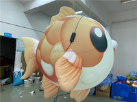 Poisson gonflable lumineux en forme de poisson rouge pour la décoration de fête sur le thème marin