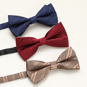 Papillon da Sposo Bordeaux a Doppio Strato in Jacquard di Poliestere Nero per Matrimonio Uomo Donna - Product Image 2