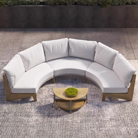 Ensemble canapé rond moderne pour l'extérieur Table basse en U avec coussins gris Matériau en bois de teck pour l'extérieur