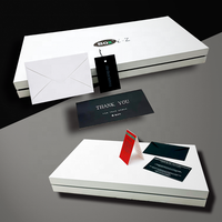 Coffret Cadeau Luxe Personnalisé pour Vêtements et Chaussettes avec Couvercle Amovible, Boîtes Rigides Étanches et Emballage Écologique
