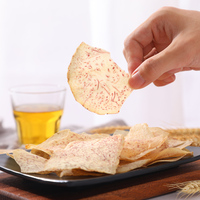 Pimienta negra Sabor Taro Patatas fritas Salado Deliciosos aperitivos fritos Venta caliente Fábrica al por mayor Empaquetado para niños