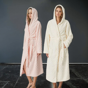Peignoir en flanelle corail thermique élégant personnalisé avec cordon de serrage, hiver, anti-enfants, durable, lavable en machine, maison, hôtel, avion - Product Image 3