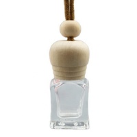Mini bouteille de diffuseur de parfum de voiture en verre de 4ml forme carrée claire avec capuchon en bois corde suspendue pompe d'impression d'écran pulvérisateur étanchéité