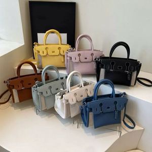 Bolso de Mano para Mujer al por Mayor, Diseño Clásico Personalizado con Logotipo, Bolso de Mano de Moda, Bolso de Mano de Lujo - Product Image 2