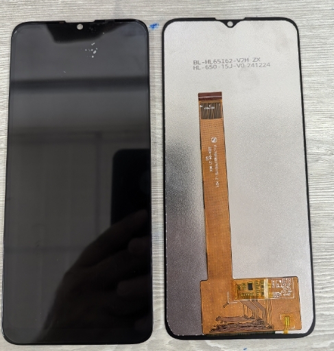 Hot 30 Play Folder: Best LCD Screens 2025