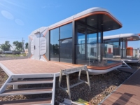 Capsule spatiale à usage commercial avec verrière panoramique pour villas de villégiature