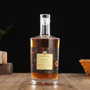 750ml 500ml Bouteille en verre <span class=keywords><strong>de</strong></span> vodka avec liège pour col court Whisky Brandy Tequila Rhum Gin Bouteille <span class=keywords><strong>de</strong></span> vin <span class=keywords><strong>de</strong></span> liqueur personnalisée - Product Image 1