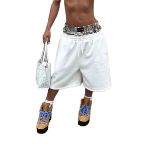 Pantalones Cortos Bermuda de Satén Blanco para Hombre con Bordado, Cintura con Cordón Ajustable, Estilo Deportivo Casual, Corte de Tiro Medio - Product Image 1