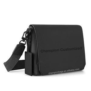 Bolso bandolera de viaje con solapa para hombre, bandolera de cuero de guijarro de lujo con logotipo personalizado para hombre - Product Image 4
