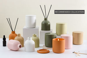 Giare Portacandela di Lusso da 8oz <span class=keywords><strong>in</strong></span> <span class=keywords><strong>Ceramica</strong></span> Lattiginosa Opaca con Coperchi <span class=keywords><strong>in</strong></span> <span class=keywords><strong>Ceramica</strong></span>, Forma Unica a Fondo Tondo, Personalizzabili e all'Ingrosso dalla Fabbrica - Product Image 3