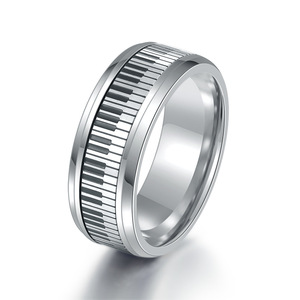 Anillo de Acero Inoxidable, Anillo Giratorio Personalizado con Tecla de Piano Plateada, Anillo de Pareja Estilo Ins, Anillo de Acero de Titanio Estilo Europeo y Americano - Product Image 6