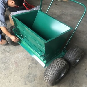 Esparcidor de Arena Manual para Campos de Fútbol, Máquina de Relleno de Césped Artificial, Revestimiento Electrostático de Acero, Uso en Exteriores, Duradero - Product Image 3