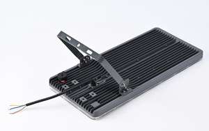 Projecteur LED <span class=keywords><strong>de</strong></span> jardin extérieur 200W avec puces SMD IP66 <span class=keywords><strong>de</strong></span> qualité <span class=keywords><strong>de</strong></span> construction pour <span class=keywords><strong>l</strong></span>'exploitation minière <span class=keywords><strong>de</strong></span> tunnel et <span class=keywords><strong>l</strong></span>'éclairage extérieur - Product Image 4