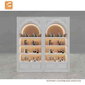 رفوف عرض مستحضرات تجميل ذهبية بتصميم عصري مع خزانة للمتاجر، حامل عرض لمستحضرات التجميل بمقاس وشعار قابلين للتخصيص - Product Image 2