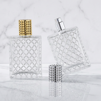 Flacon pulvérisateur de parfum en verre de 100 ml, carré plat, de luxe, haut de gamme, vide, avec bouchon à vis et diffuseur à bâtonnets – Vente en gros