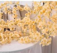 Ventes en gros de guirlandes de fleurs de cerisier artificielles en provenance d'usine, pour enrouler les tuyaux de climatisation, décorations de plafond intérieures