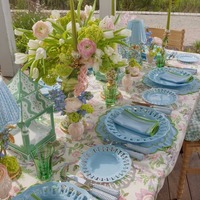 Ensemble de linge de table en polyester Offres Spéciales nappe imprimée florale serviettes brodées napperons décoratifs pour les rassemblements de printemps