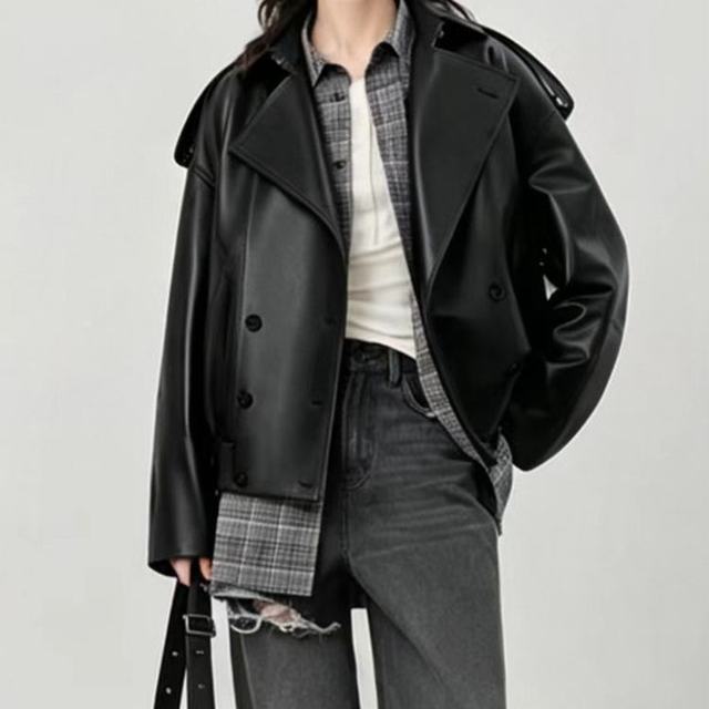 Women's genuine leather outerwear