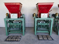 Machine à fabriquer des briques en ciment semi-automatique hydraulique économique QT4-35A en Ouganda, machine à briques de terre