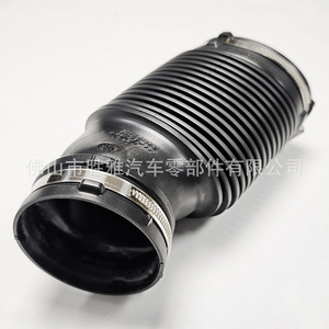 Aplicable a las mangueras de refrigerante del motor y a los tubos de admisión de aire del motor de Land Rover LR036446 - Product Image 3