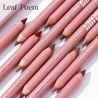 Crayon à lèvres rose crémeux vegan mat longue tenue, résistant à l'eau, anti-transfert et anti-bavures, pour marques privées