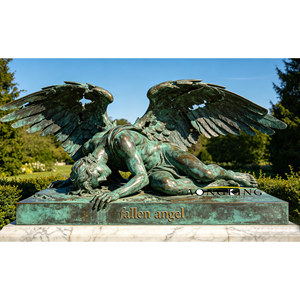 Statua di Angelo in Bronzo in Ginocchio in Preghiera, Grandezza Naturale, Patina Anticata, Scultura di Angioletto per Decorazione Esterna, Giardino, Cimitero - Product Image 2