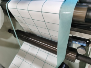 TXYM-320 tự động quay cuộn rạch chết máy cắt cho Mã Vạch dính trống IML Nhãn dán nhãn - Product Image 2