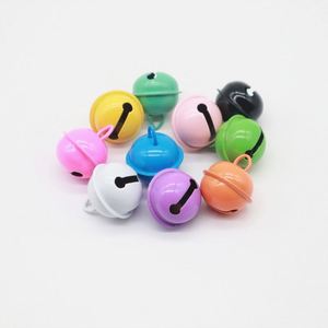 Campana Redonda de 22mm Color Caramelo para Mascotas, Accesorio DIY para Llavero, Campana Colgante de Navidad - Product Image 1