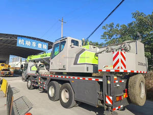 Grue sur camion Zoomlion 100t d'occasion, homologuée EPA, grue de construction de 100 tonnes - Product Image 5