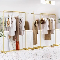 Portants à Vêtements Robuste pour Boutiques Magasins Détail, Présentoir Monopode Doré, Penderie Portable