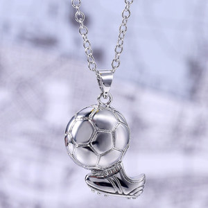 Collana con ciondolo a forma di pallone da calcio per donna, stile sportivo semplice, catena a clavicola, gioielli alla moda - Product Image 4