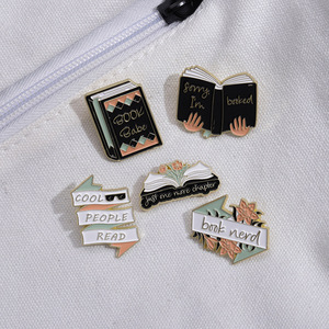 Broches en émail mignonnes en forme de verres pour lecteurs, badges de revers pour sacs à dos, bijoux de lecture amusants, cadeaux pour les lecteurs branchés - Product Image 3