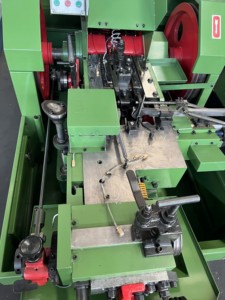 M4 đinh tán làm cho máy bán hình ống đinh tán làm lạnh nhóm máy tán đinh máy - Product Image 3