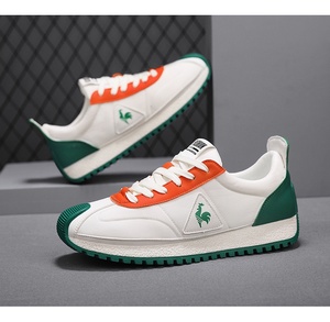 <span class=keywords><strong>Scarpe</strong></span> <span class=keywords><strong>da</strong></span> <span class=keywords><strong>Uomo</strong></span> Nuovo Modello Autunnale, Tomaia Morbida, Suola Sportiva, Casual, Alla Moda, Versatili, <span class=keywords><strong>Comode</strong></span>, Resistenti all'Usura, <span class=keywords><strong>da</strong></span> Corsa, in Mesh, Tinta Unita - Product Image 6