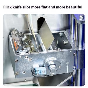 زيت أحمر سائل عالي السرعة لصلصة الصويا الكهربائية والخل للأكياس على شكل-لتعبئة الطعام بزيت الفلفل الحار - Product Image 4