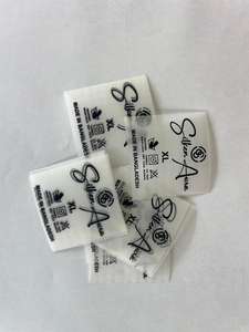 Etiquetas Termoadhesivas con Logotipo Personalizado para Ropa, Etiquetas Termoadhesivas de Alta Calidad para Prendas, Transferencias Elásticas y Duraderas - Product Image 5
