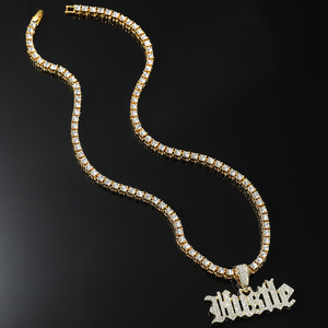 Nouveauté 2026 : Collier Pendentif Lettre en Alliage Plaqué Or et Argent Style Hiphop Luxe Léger pour Homme – Bijou Tendance - Product Image 3