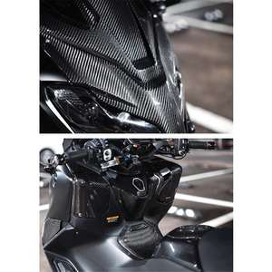 Accessoires de remplacement complets pour moto <span class=keywords><strong>Yamaha</strong></span> <span class=keywords><strong>TMAX</strong></span> 560 Premium <span class=keywords><strong>2023</strong></span>+ en fibre de carbone : carénage, protections de moteur et plus encore - Product Image 6